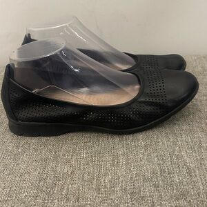 Clark’s Black Perforated Women's Flats size 8